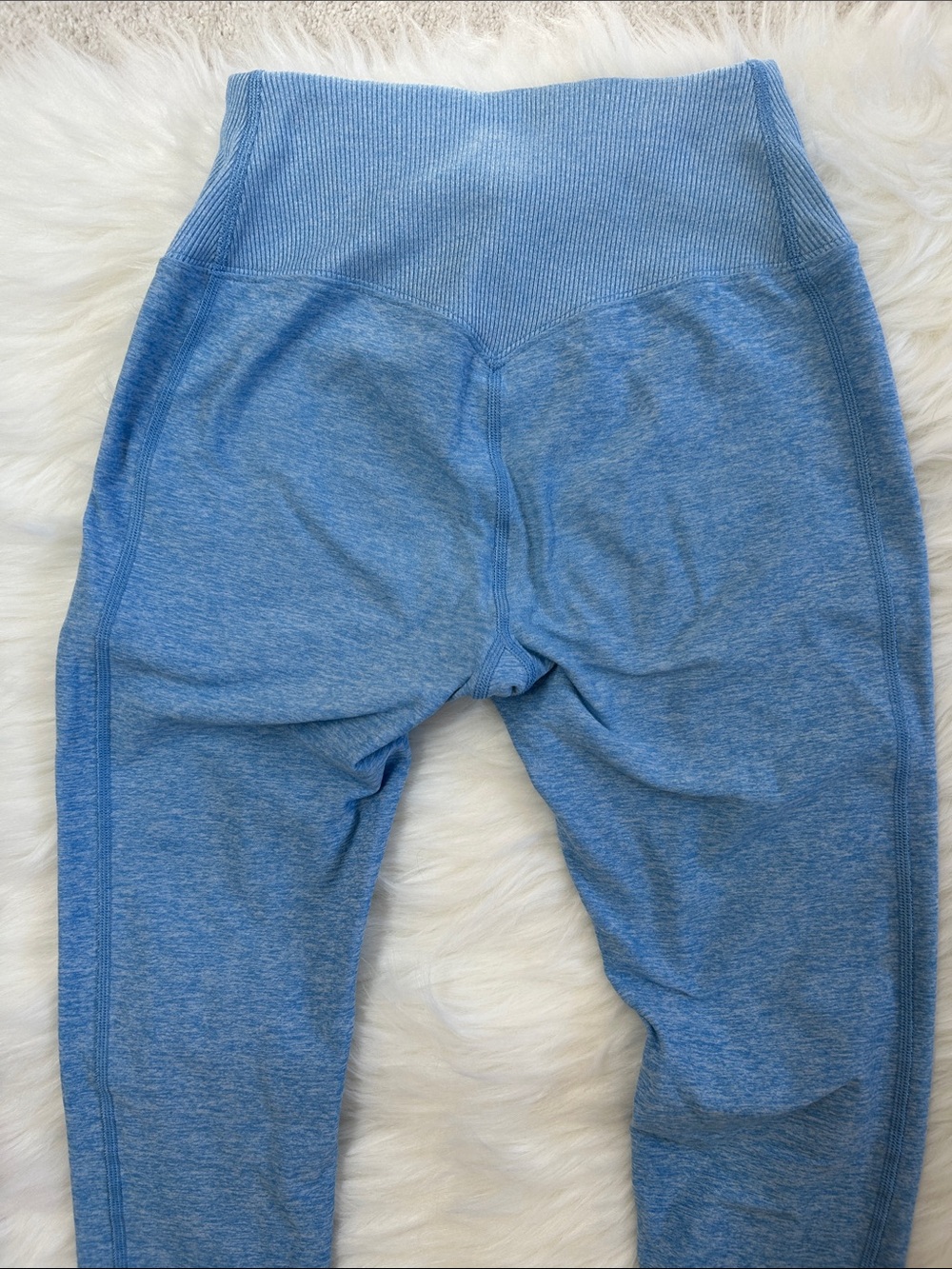ALO Yoga Alosoft Lounge Leggings - Picture 8 of 13